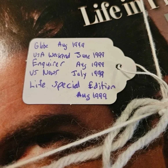 Marilyn Monroe,JFK magazine and book collector - Picture 6 of 13